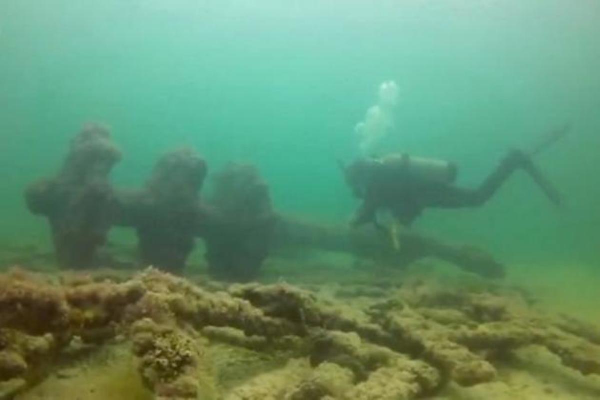 Πολεμικά πλοία εκατοντάδων ετών εντοπίστηκαν στο πάτο της θάλασσας στο Γιουκατάν![pics,vid]