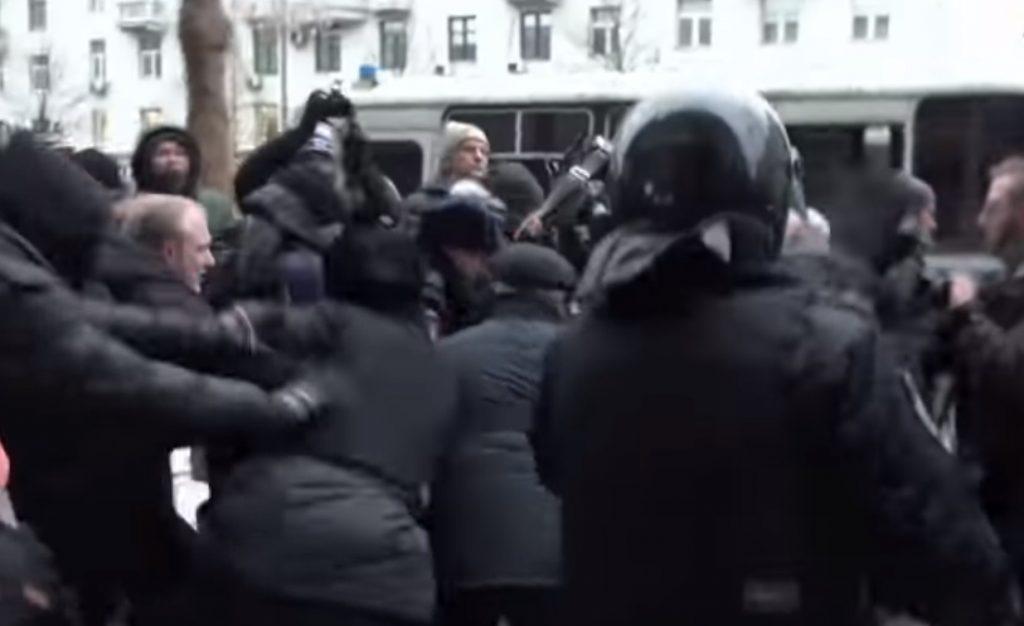 Ρωσία: Νέες ταραχές σε διαδηλώσεις κατά του Πούτιν – Στην φυλακή ξανά ο Αλεξέι Ναβάλνι [vid]