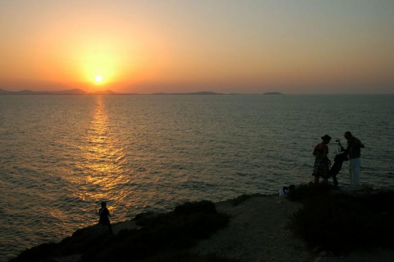 Δύο ελληνικά νησιά προτείνει το CNN Travel στους υποψήφιους ταξιδιώτες