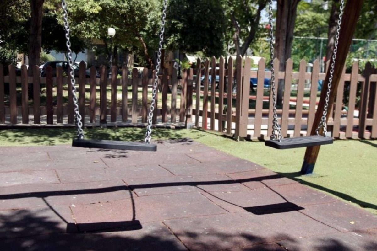 Αιγάλεω: Αναβαθμίζονται 22 παιδικές χαρές