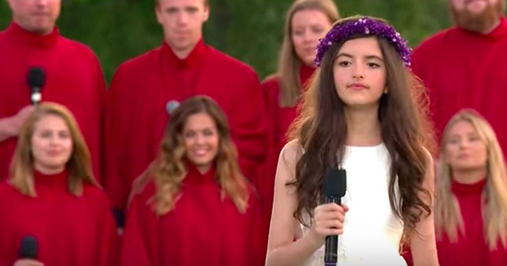 11χρονη ερμηνεύει Έλβις Πρίσλεϊ – Η απίστευτη ερμηνεία με τη φωνή του “βασιλιά” έγινε viral