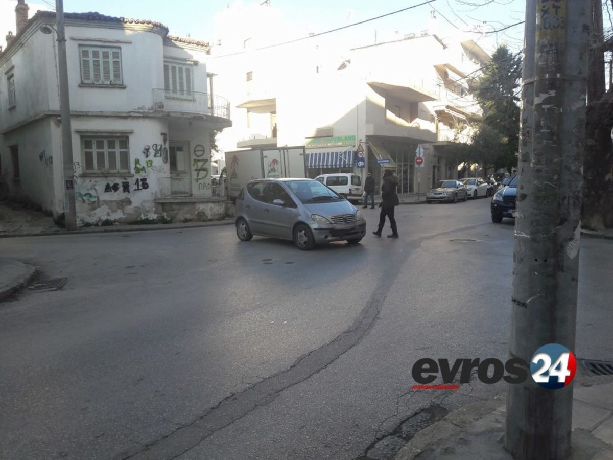 Αλεξανδρούπολη: Το τερμάτισε και “κούφανε” οδηγούς και περαστικούς – Η απίθανη εικόνα στον δρόμο [pics]