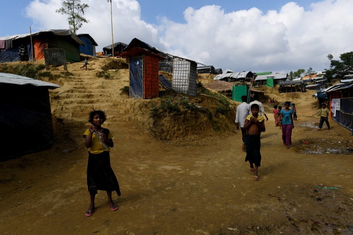 Οι μουσώνες απειλούν χιλιάδες πρόσφυγες Ροχίνγκια – Άθλιες οι συνθήκες στους καταυλισμούς