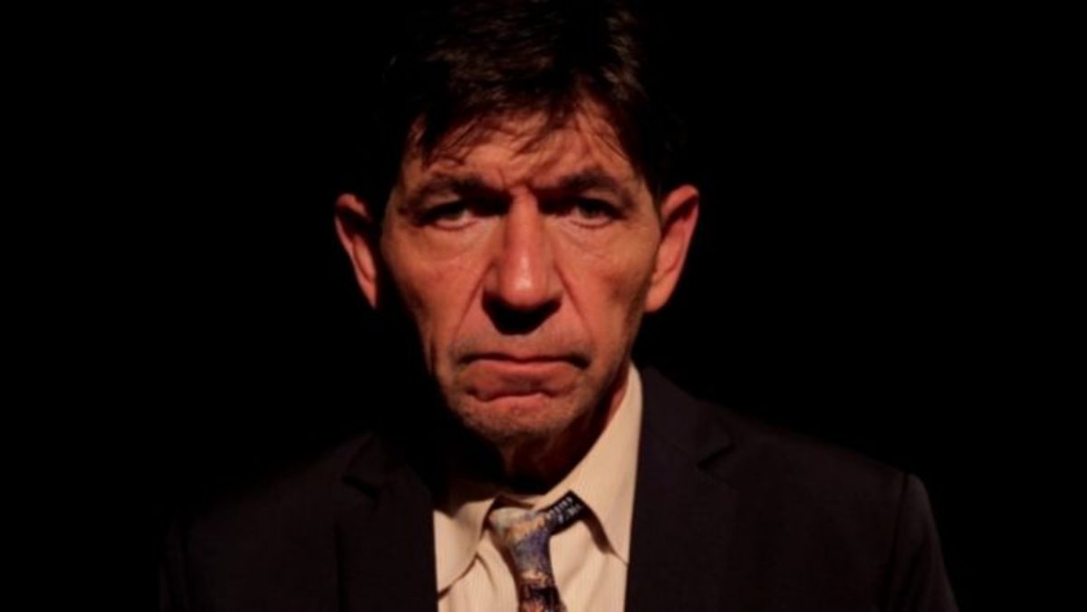 Ξεσπά ο Γεράσιμος Σκιαδαρέσης: «Μιλούσε για νεαρά κορίτσια, ότι μάλλον ήμουν και παιδεραστής, με κοκαϊνες»