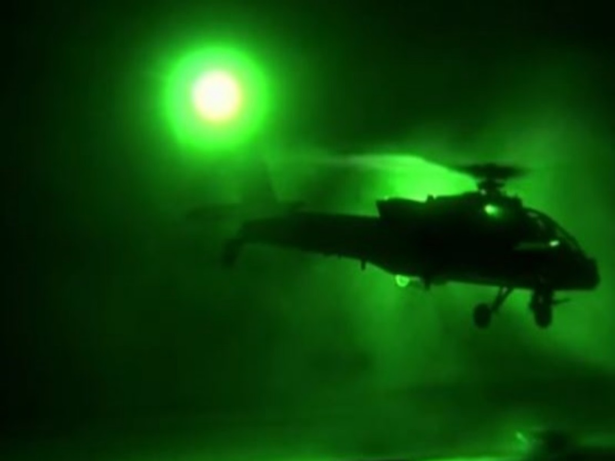 Επιχείρηση Καταιγίδα της Ερήμου: Όταν ελικόπτερα “Απάτσι” βομβάρδισαν τον Σαντάμ [vid]
