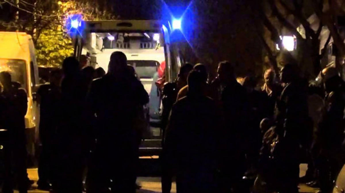 Σκότωσε τη μάνα του στο ξύλο – Άγριος ξυλοδαρμός για οικονομικές διαφορές