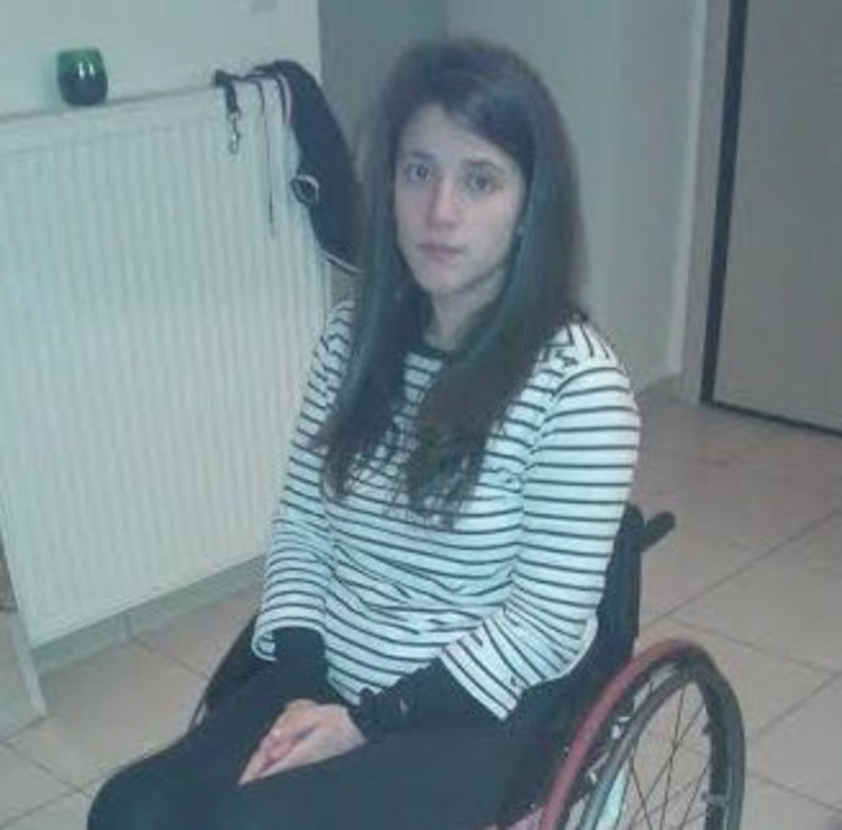 Κρήτη: Το τραγικό λάθος που άφησε παράλυτη τη φοιτήρια Μαριλίζα Γουργολίτσα – Ο επίμoνος πόνος στην πλάτη της [pics]