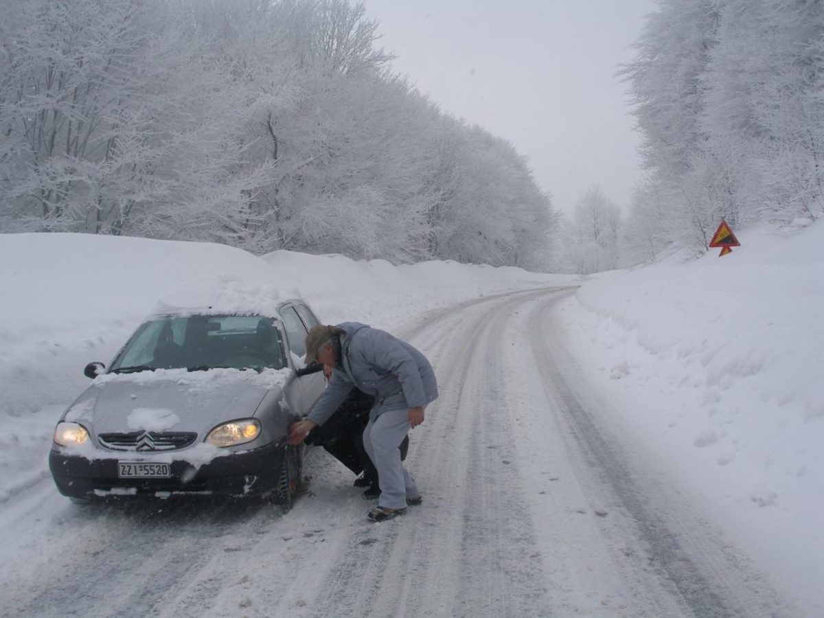 Δυτική Ελλάδα: Τα χιόνια έφεραν προβλήματα σε δρόμους της Αχαϊας, της Ηλείας και της Αιτωλοακαρνανίας!