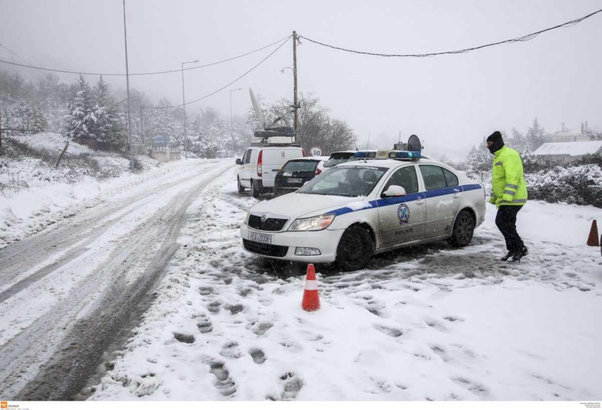 Ξάνθη: Λευκά τοπία και κλειστά σχολεία – Χιονίζει σε πόλεις της Ανατολικής Μακεδονίας – Που χρειάζονται αλυσίδες…
