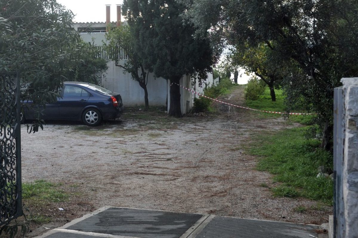 Ηράκλειο: Τον βρήκαν νεκρό στην αυλή του σπιτιού του