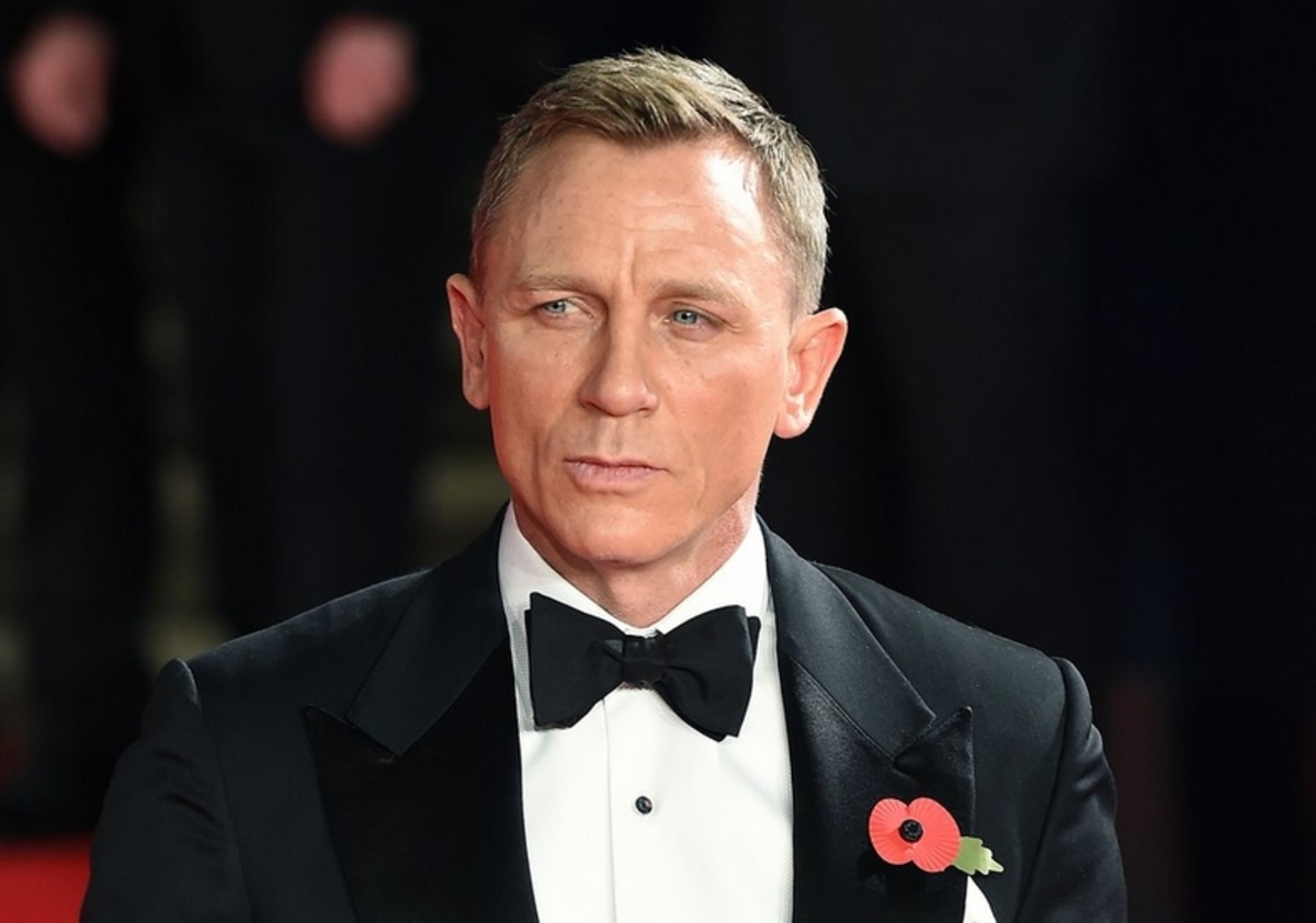 Daniel Craig