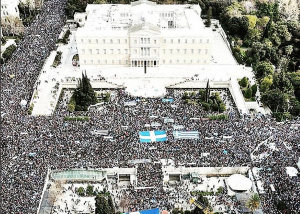 Οι celebrities της ελληνικής showbiz στήριξαν το συλλαλητήριο για τη Μακεδονία! [pics]