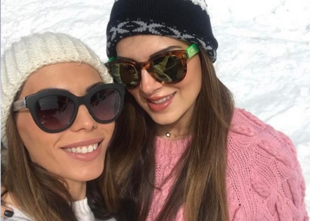 Σταματίνα Τσιμτσιλή – Αντώνης Σρόιτερ: Στα χιόνια με τις οικογένειες τους! [pics]