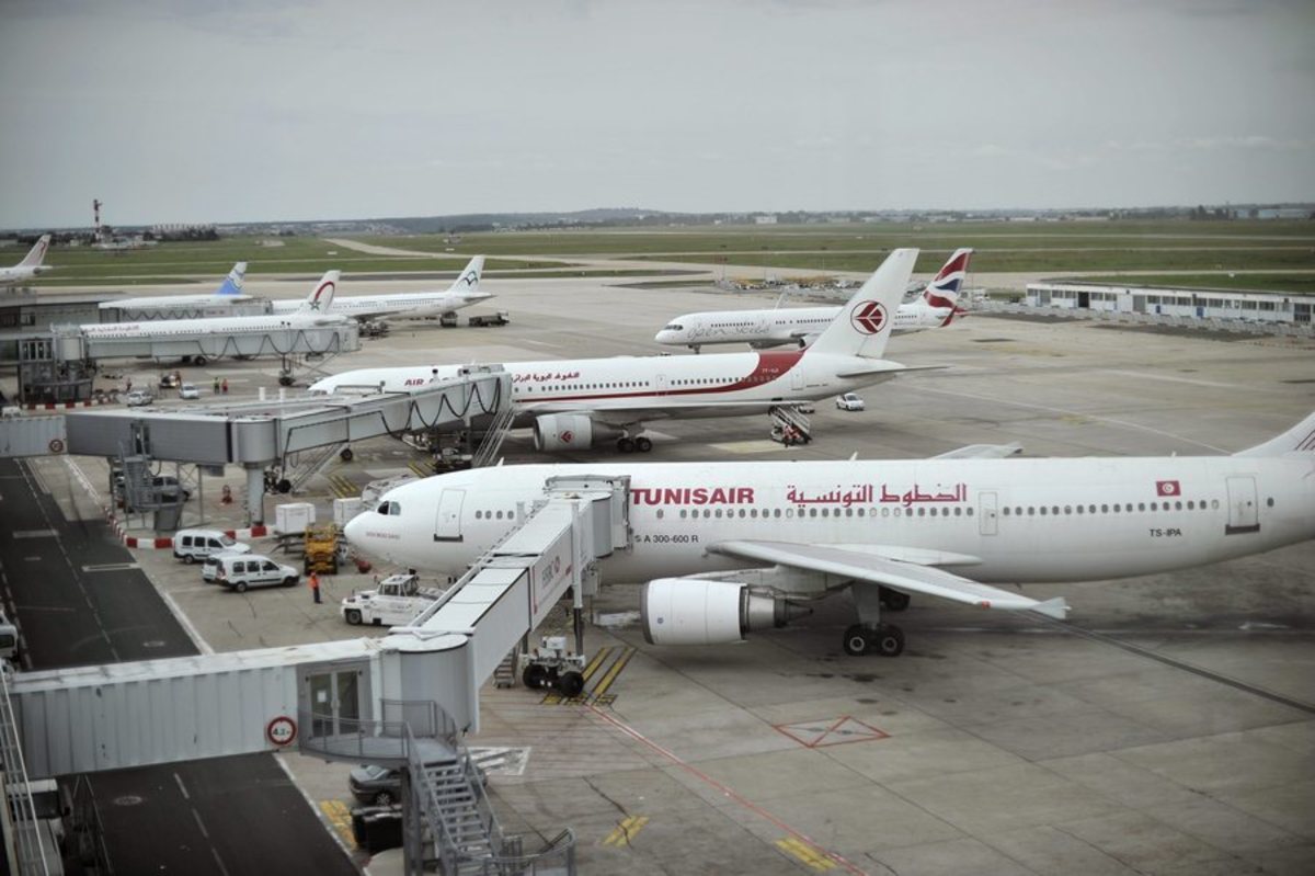 Παρίσι: Δραματική η κατάσταση στο αεροδρόμιο Ορλί λόγω της κακοκαιρίας – Ακυρώθηκαν 200 πτήσεις