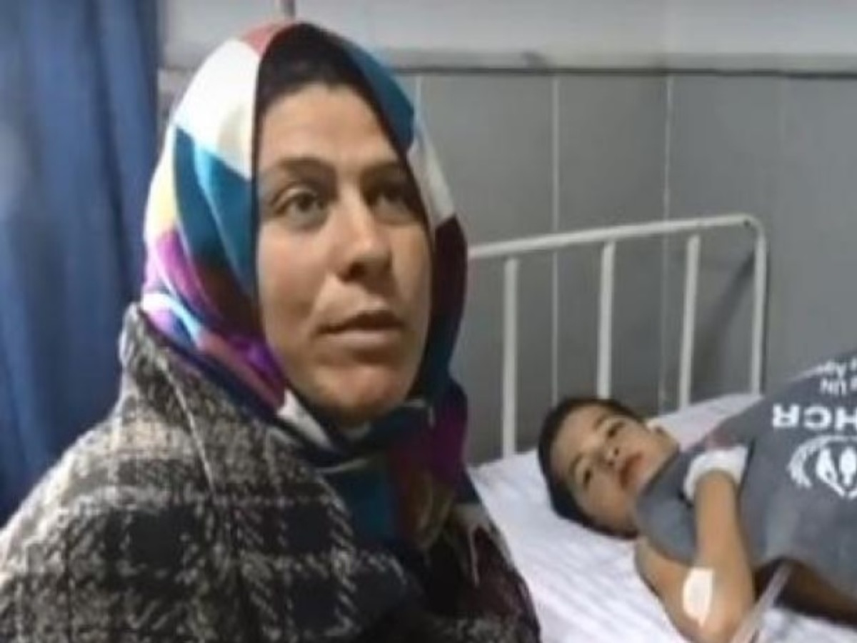 Η συγκλονιστική μαρτυρία μάνας από την Αφρίν: “Έτσι το τουρκικό τανκ μπήκε στο σπίτι μας” [vid]