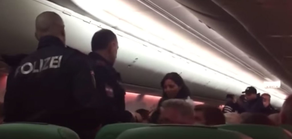 Πιλότος αναγκάστηκε να κάνει έκτακτη προσγείωση στη Βιέννη γιατί ένας επιβάτης “αεριζόταν” ασταμάτητα!