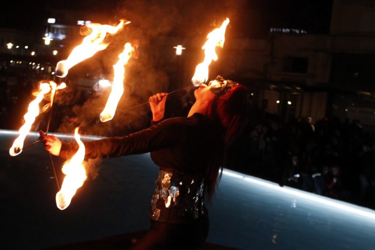 Εντυπωσιακές εικόνες από την νυχτερινή καρναβαλική γιορτή στο Άργος!
