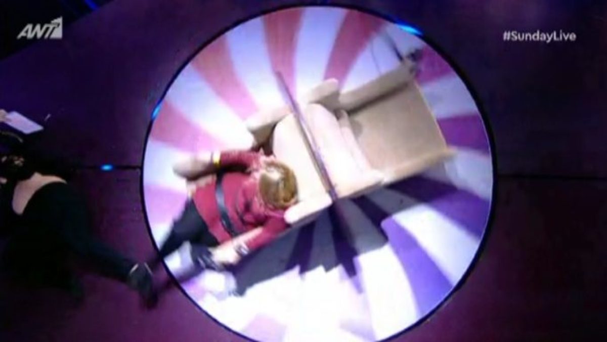 Ατύχημα στο Sunday Live! Έκσφενδονίστηκε στο πάτωμα! «Πάγωσαν» Μακρυπούλια – Μουτσινάς!