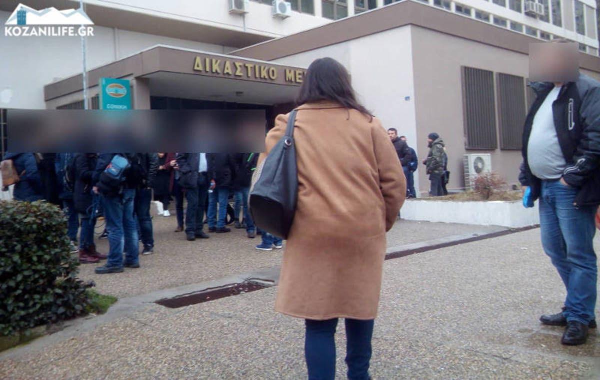 Κοζάνη: Ένταση και λιποθυμίες στη δική για τη δολοφονία του ταξιτζή