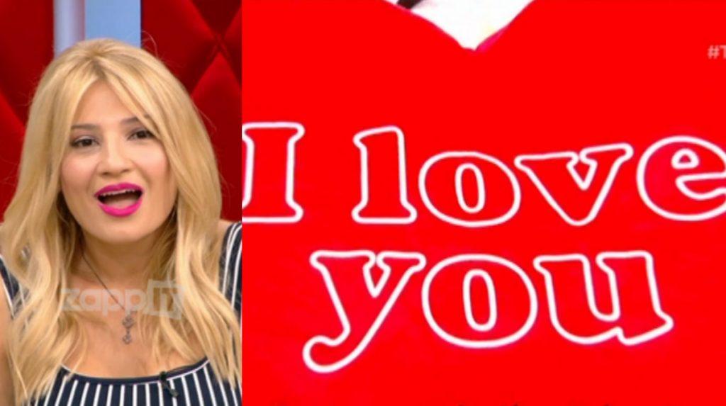 Κόκκαλο η Φαίη Σκορδά! Μπήκε στο πλατό να της ευχηθεί για τα γενέθλιά της!