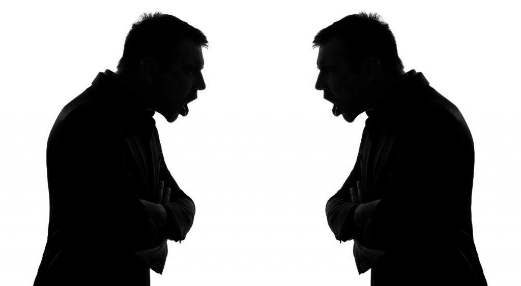 Πασίγνωστοι παρουσιαστές της ενημέρωσης έπαιξαν μπουνιές!