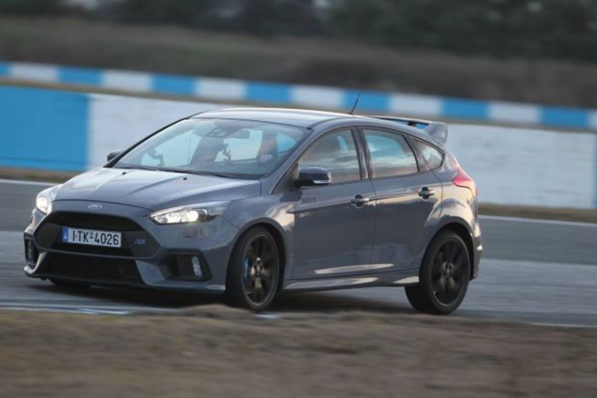 Τίτλοι τέλους για το σκληροπυρηνικό Ford Focus RS