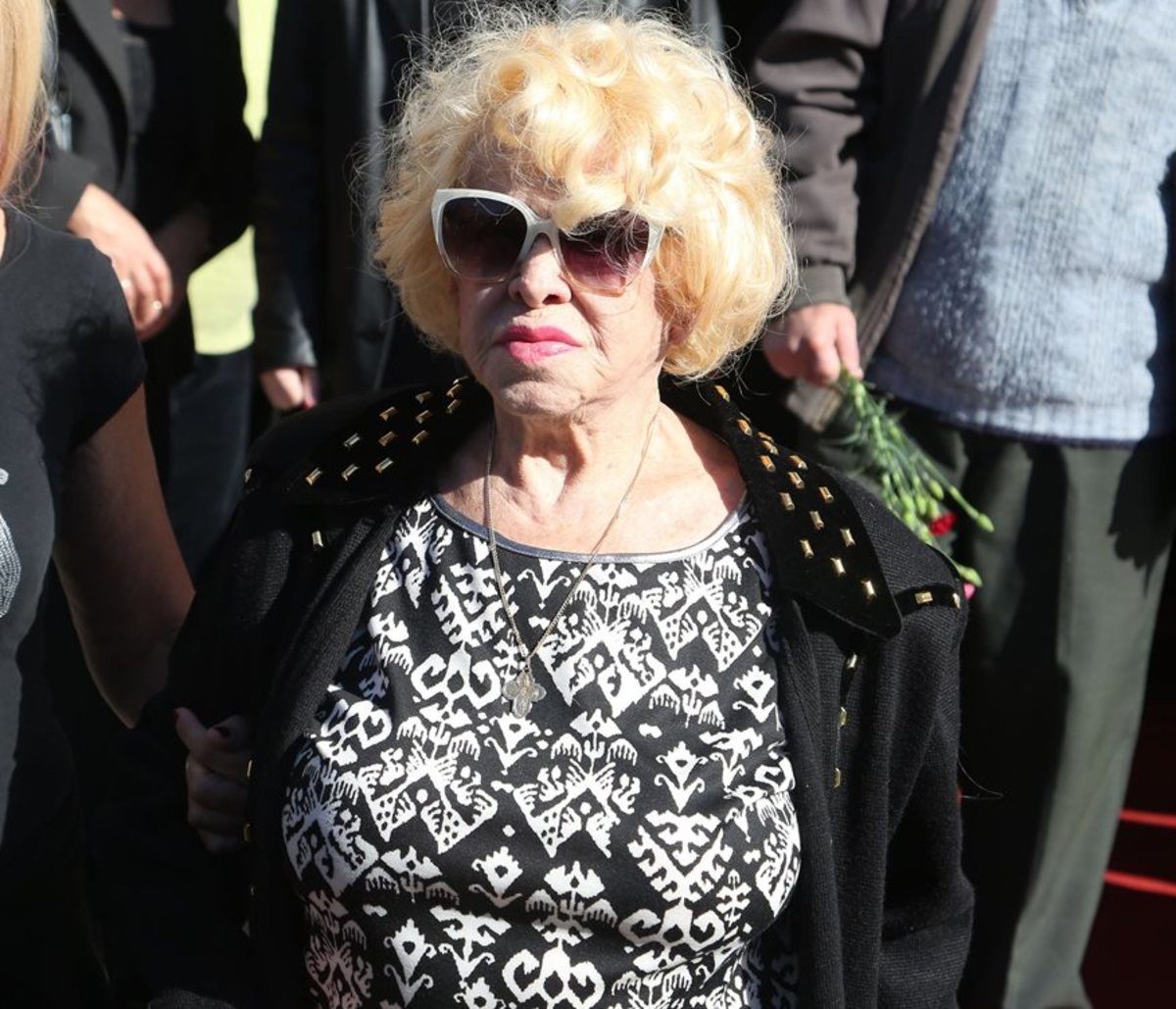 Ξέσπασε η Καίτη Γκρέυ για την Γεωργιανή υπηρέτρια και την μεσίτρια που την “έγδυσαν”