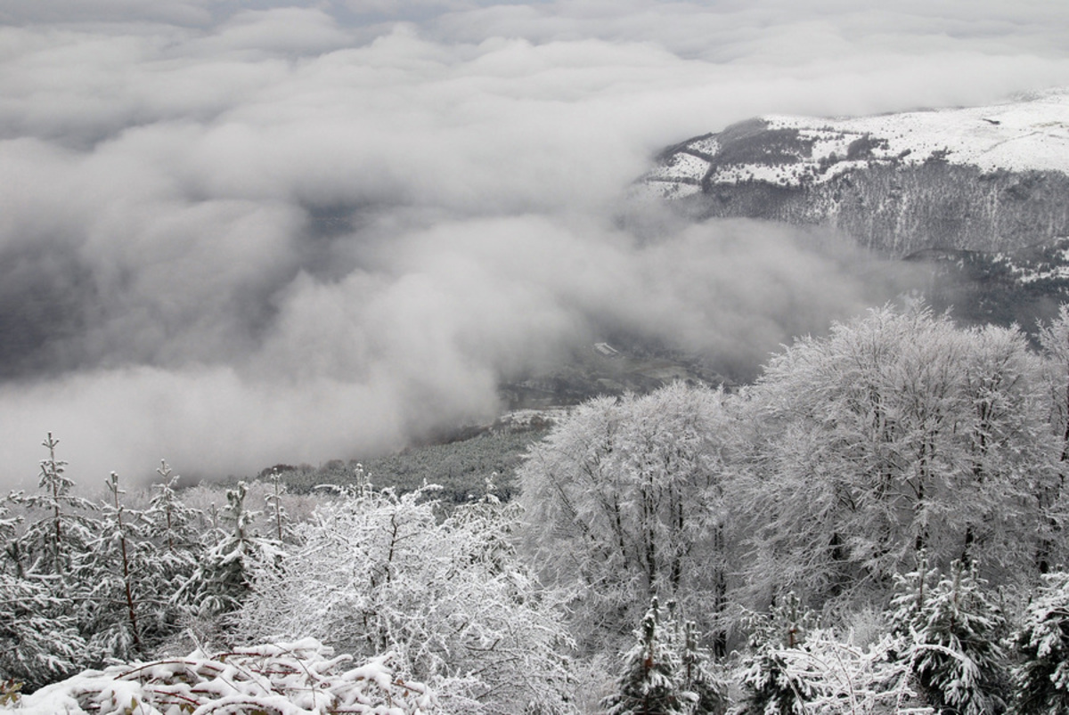“Συναγερμός” στην ΕΜΑΚ – Αγνοούνται ορειβάτες στο Καϊμακτσαλάν – Χάθηκαν μέσα στο πυκνό χιόνι