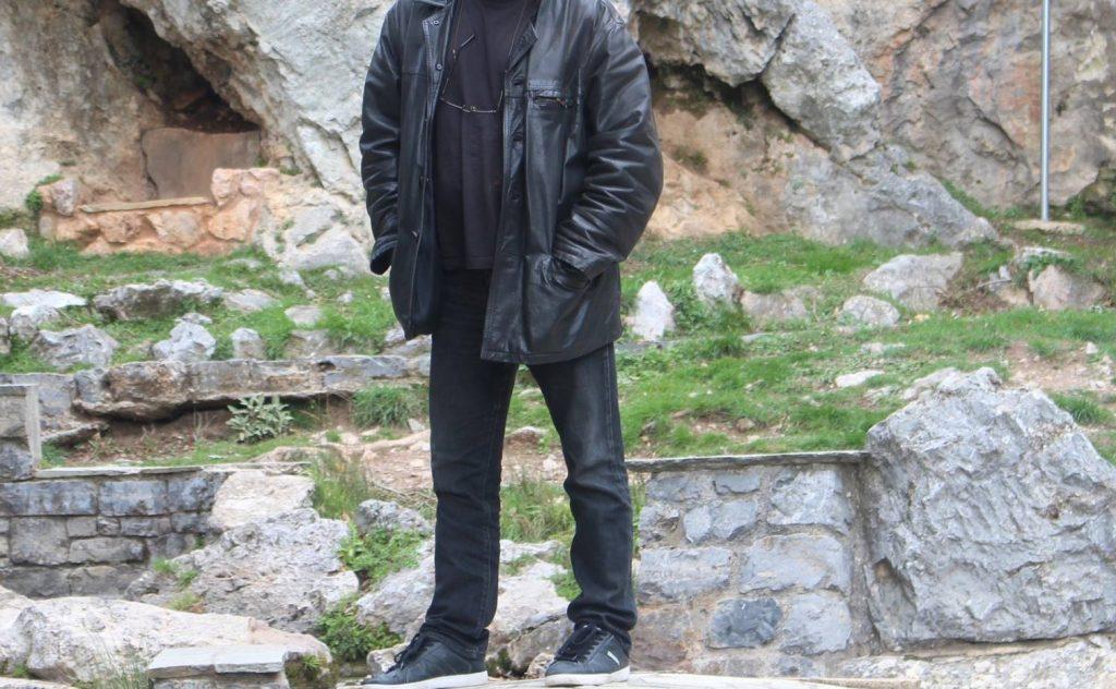 Συγκλονίζει ο τραγουδιστής: «Όταν του είπα ότι έχει υποχρεώσεις ως πατέρας, με γρονθοκόπησε…»