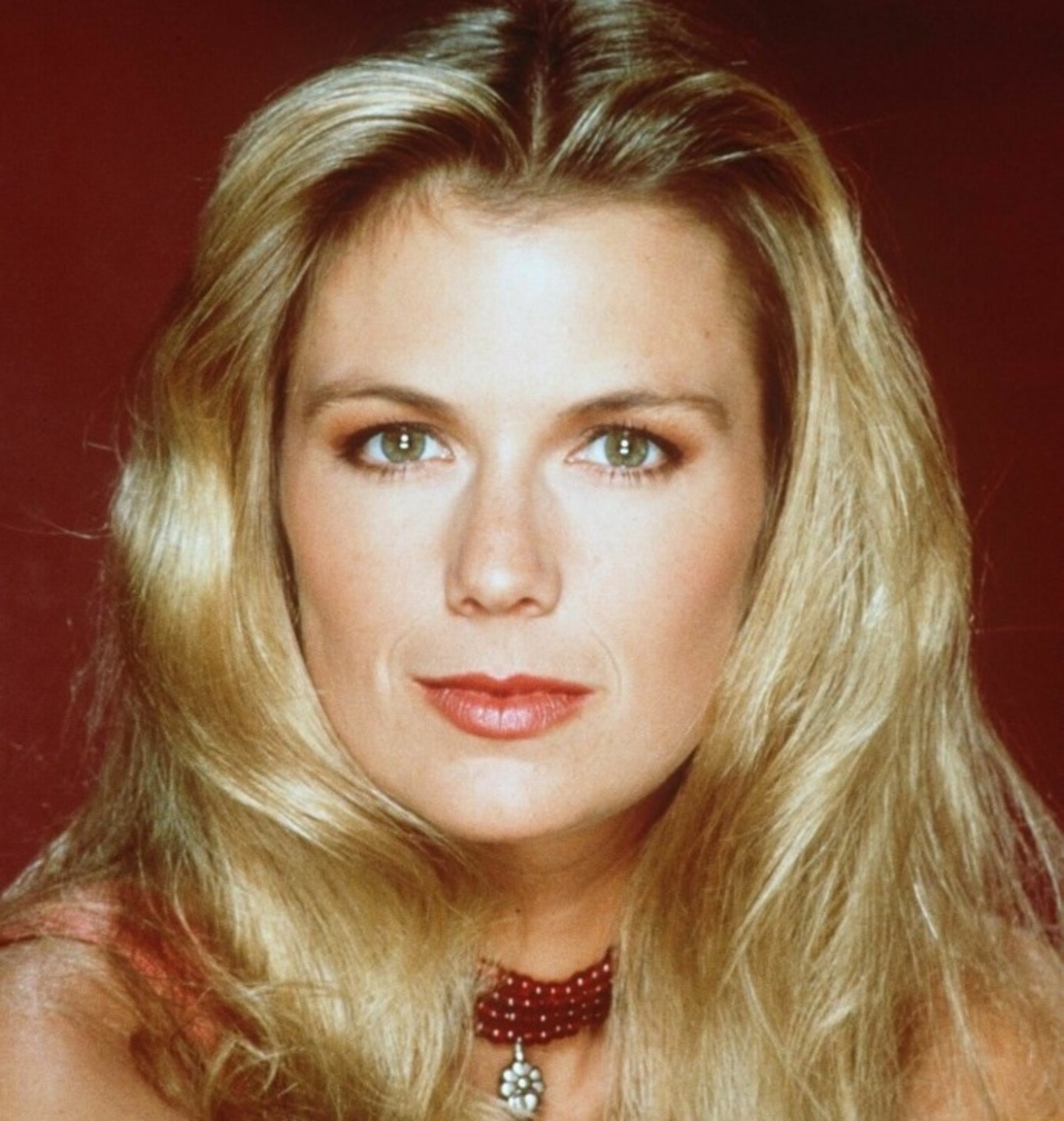 Η Brooke από την «Τόλμη και γοητεία» έγινε 55 χρονών και ναι παίζει ακόμα στο σήριαλ! Πώς είναι σήμερα