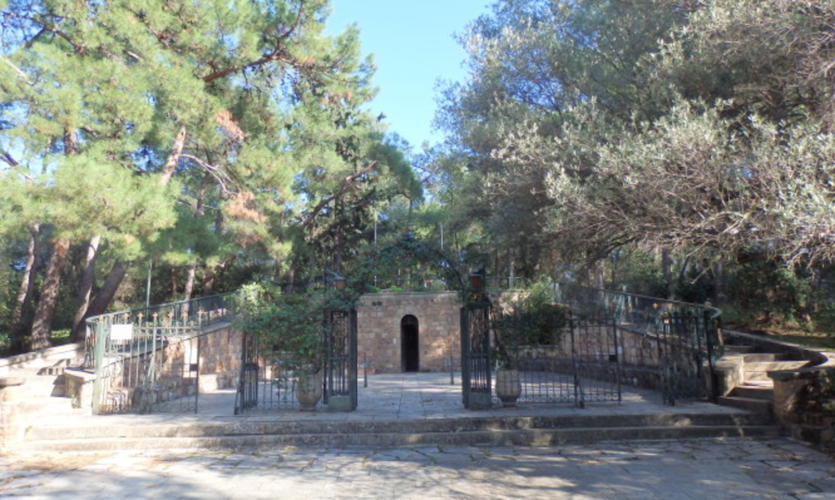 Επισκέψιμη η Κρύπτη της Αγίας Φιλοθέης στην Αθήνα – Την Κυριακή η γιορτή της