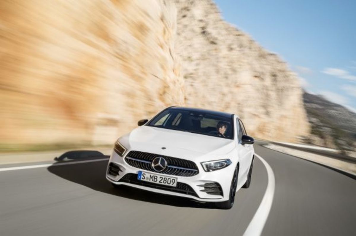 Μεγάλωσε και ομόρφυνε η νέα Mercedes-Benz A-Class [vid]