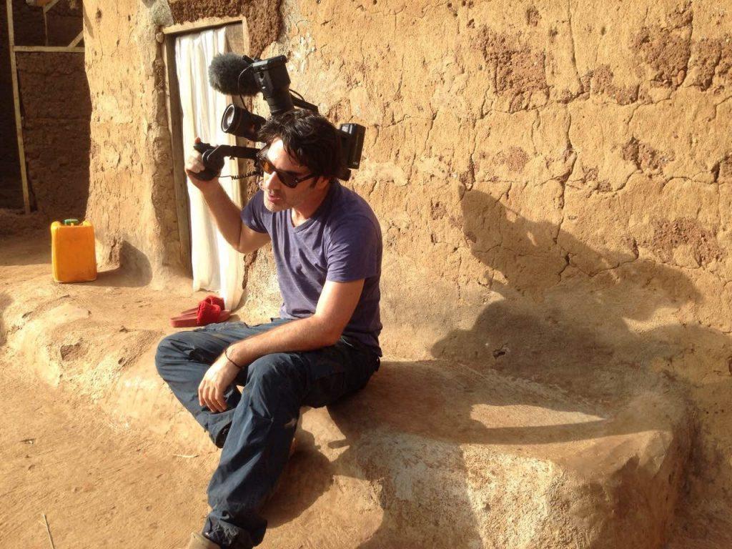 Ο Χριστόφορος Παπακαλιάτης για το συγκλονιστικό ντοκιμαντέρ στην Αφρική: «Είναι εμπειρία ζωής, που δύσκολα περιγράφεται με λόγια»