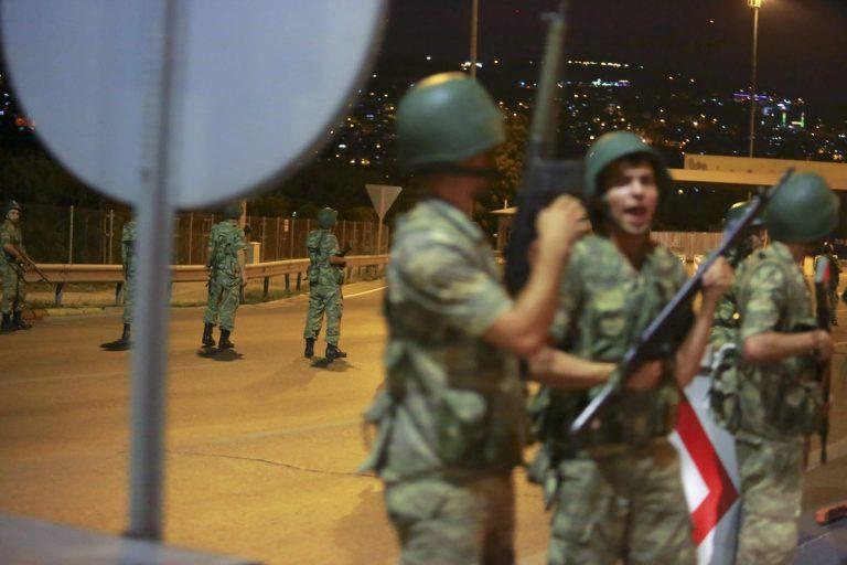 Τουρκία: Ισόβια σε 64 στρατιωτικούς για την απόπειρα πραξικοπήματος