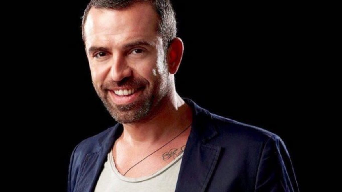 Ο Στέφανος Κωνσταντινίδης και ο νεογέννητος γιος του στην πρώτη τους φωτογραφία!