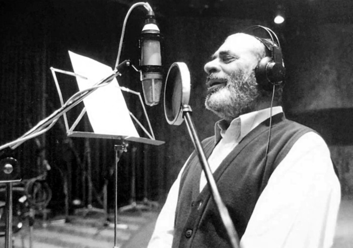 «Ήταν άπιστος ο Καζαντζίδης, μου έκανε δυο βρωμιές! Δεν τον συγχώρεσα ποτέ»