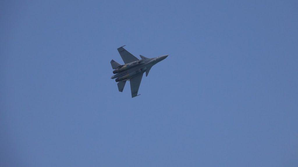 Αυτό είναι το μαχητικό που έκλεψε την παράσταση στο Airshow της Σιγκαπούρης! [vid]