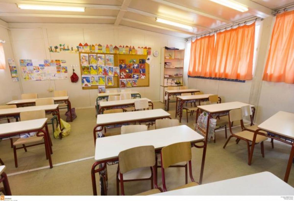 Εργασίες επισκευών και ανακαίνισης σε σχολεία του Πειραιά