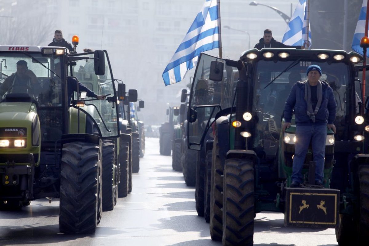 Αγρότες από Θεσσαλονίκη: Πίσω δεν κάνουμε! Θα μας δουν στην πρωτεύουσα! [pics]