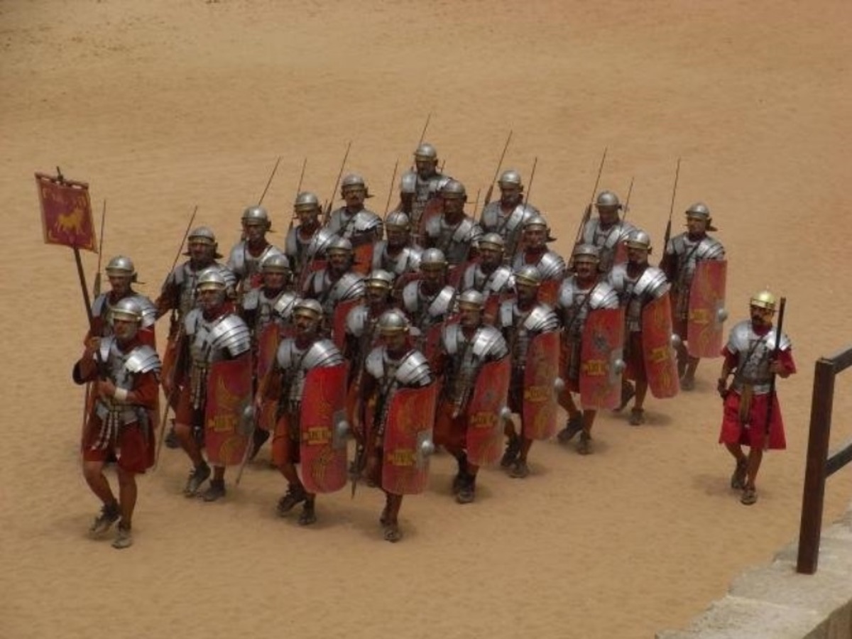 Άγιος Βαλεντίνος: Γιατί πάντρευε κρυφά Ρωμαίους στρατιωτικούς [pics]