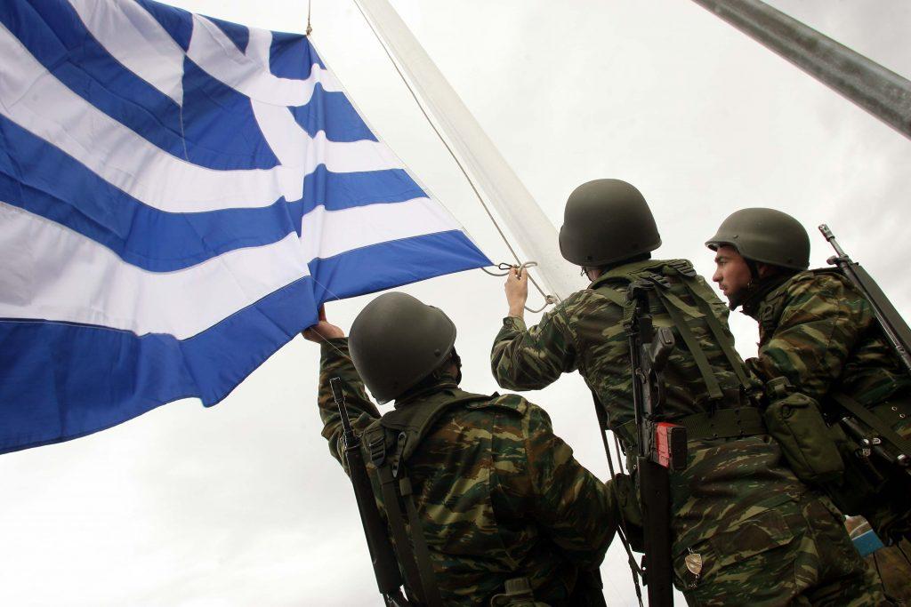 Έβρος: Ο Δένδιας στα σύνορα – Τα λόγια που είπε στους γονείς των δύο Ελλήνων στρατιωτικών!