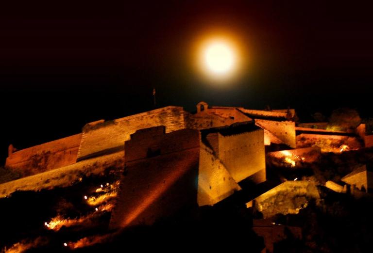 Ναύπλιο: Κατολίσθηση στο κάστρο του Παλαμηδίου – Έκλεισε η πρόσβαση από τα 999 σκαλιά [vid]