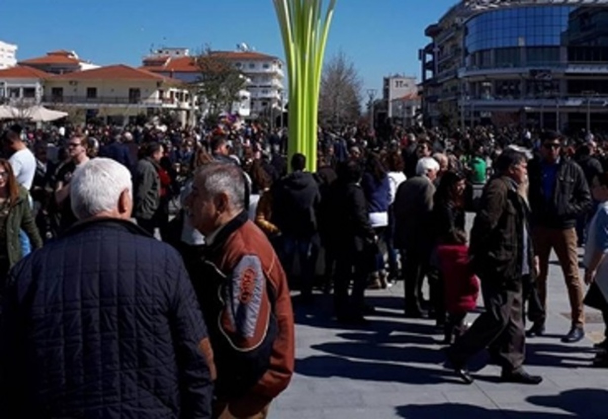 Ξεσηκωμός στη Βόρεια Ελλάδα για τους Έλληνες στρατιωτικούς! Εικόνες από το συλλαλητήριο στην Ορεστιάδα