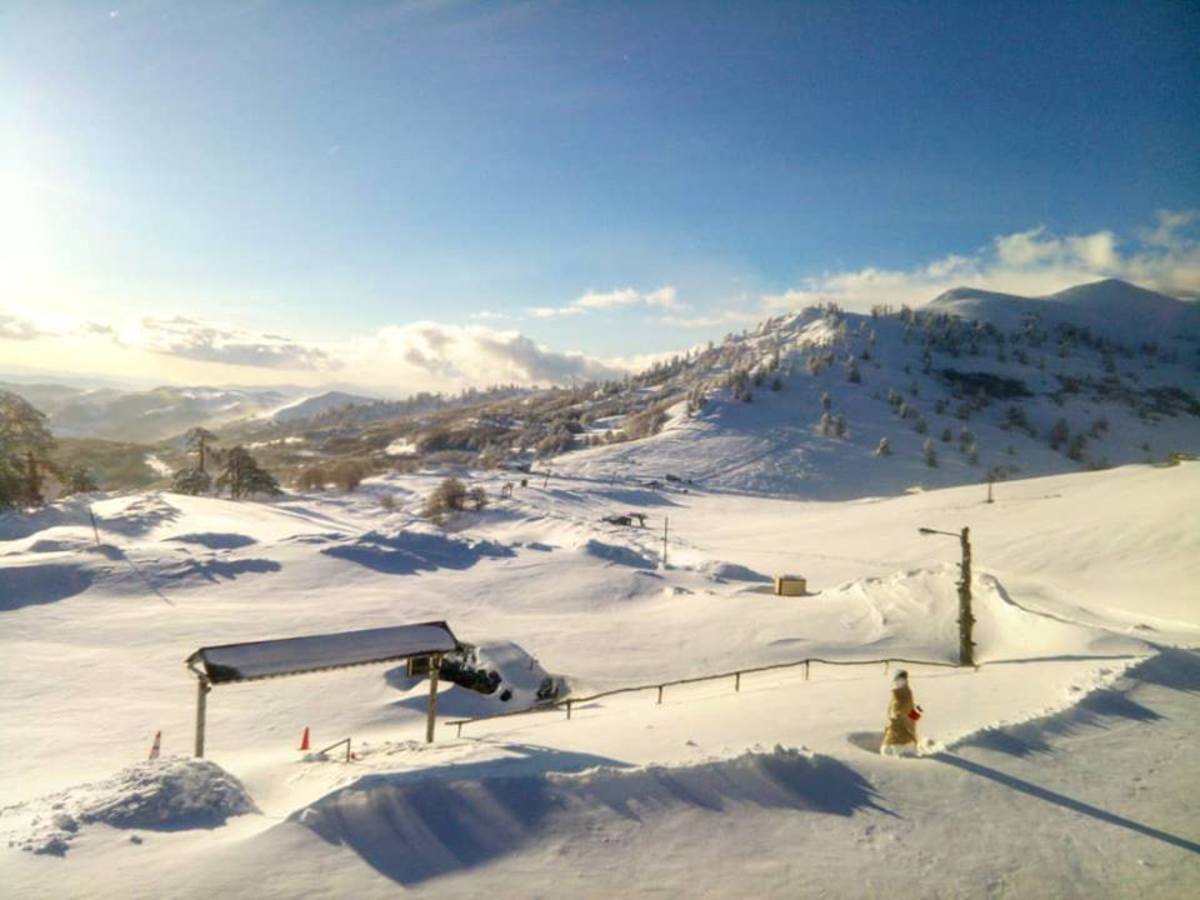 Γρεβενά: Πέντε μέρες αποκλεισμένοι στο καταφύγιο λόγω του χιονιού