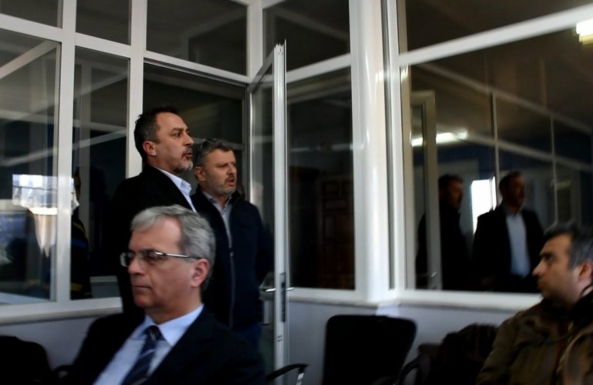 Χίος: Παραλίγο να πιαστούν στα χέρια στη ΝΔ [vid]