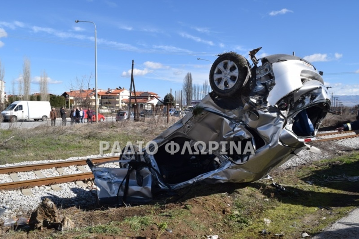 Φλώρινα: Ένας νεκρός και ένας τραυματίας από τη σύγκρουση αυτοκινήτου με τρένο – Αυτοψία στο σημείο της τραγωδίας [pics]