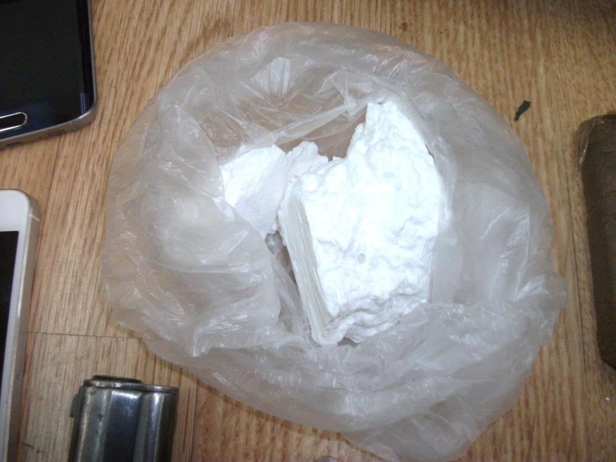 «Έσπρωχναν» ηρωίνη και κοκαΐνη στα Χανιά – Δύο συλληψεις