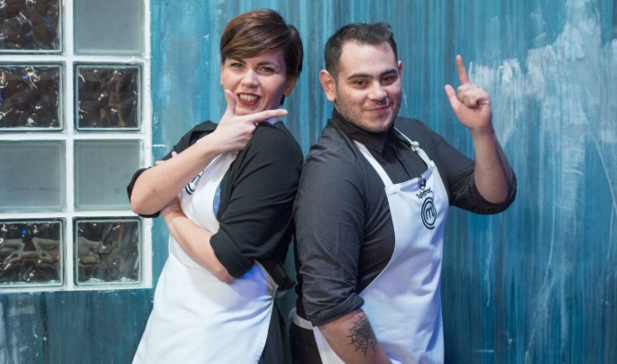 MasterChef: Μάγκυ Ταμπακάκη και Χρήστος Γλωσσίδης βγάζουν μαχαίρια για τις 10.000 ευρώ!