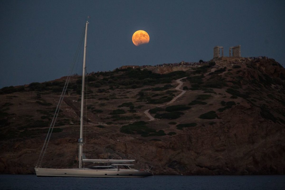 «Άκυρο» του ΚΑΣ στο BBC για γύρισμα στο Σούνιο – Οργή Κρέτσου: «Κακή απόφαση, διεθνής γελοιοποίηση»