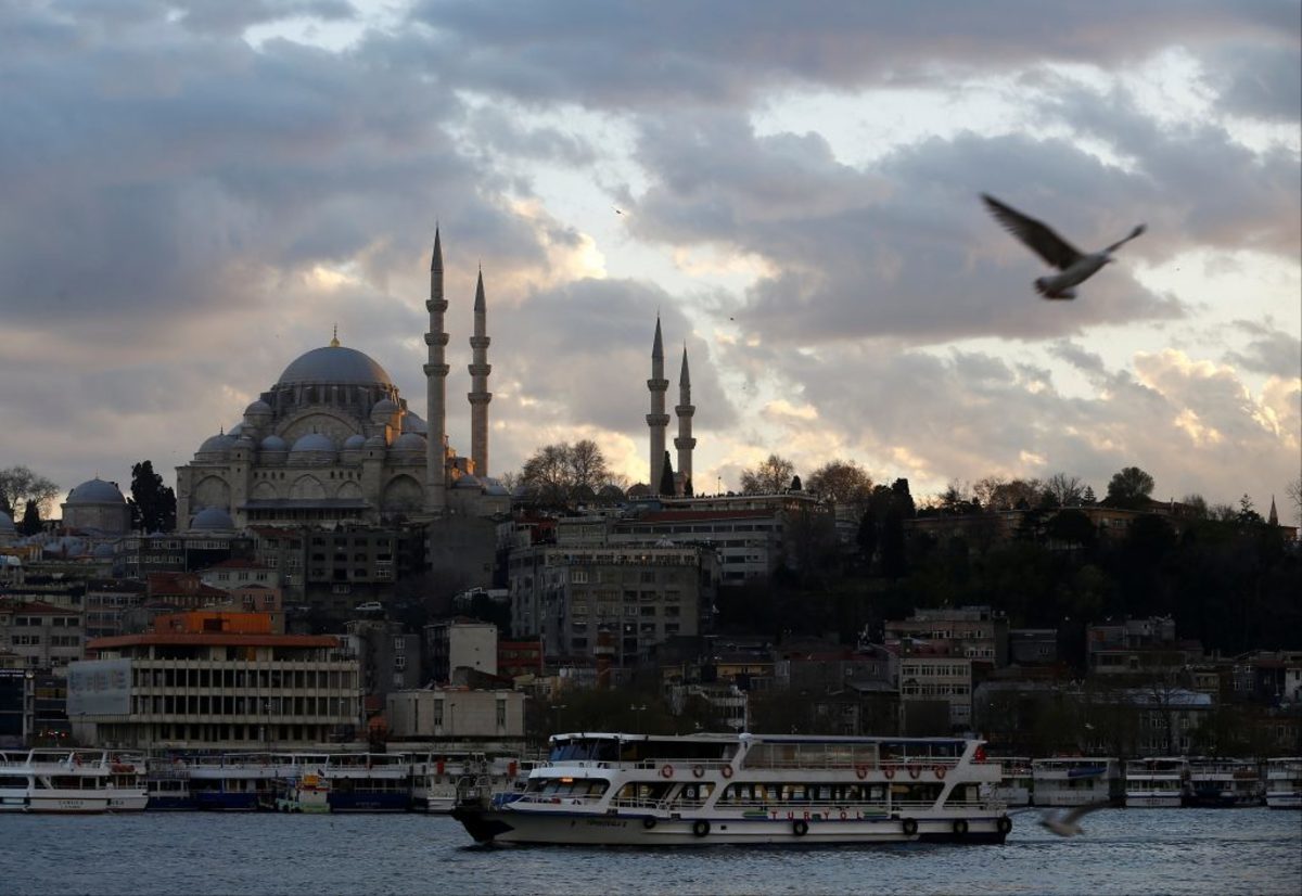 Το “έσκασε” ο Ολλανδός διπλωμάτης της Τουρκίας από την χώρα γιατί κατηγορείται για… κατασκοπεία